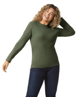 Pretreated Gildan 64400 Unisex Softstyle Unisex Long Sleeve T-Shirt Navy Green Model