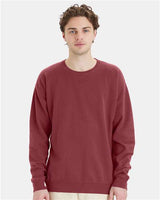 Pretreated ComfortWash GDH400 Unisex Garment-Dyed Crewneck Sweatshirt - Cayenne - On Model