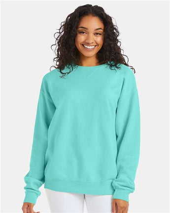 Pretreated ComfortWash GDH400 Unisex Garment-Dyed Crewneck Sweatshirt - Mint - On Model